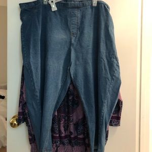 Avenue Denim Capri Pants 30/32